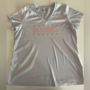 Under Armour Women's Light Gray V-Neck Tee